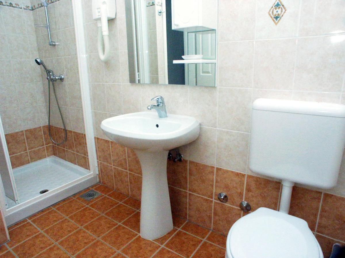 Apartments And Rooms With Wifi Vrsar, Porec - 3007 Extérieur photo